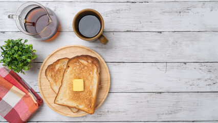 朝食イメージ・トーストとコーヒー
