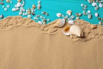 Fototapeta na wymiar Illustration of seashells scattered on a sandy beach with the ocean in the background