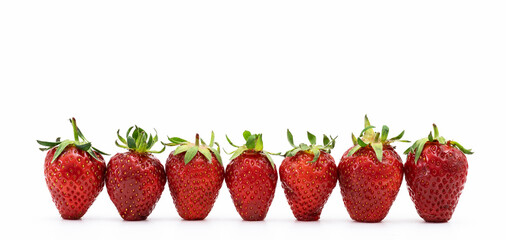 Erdbeeren in einer Reihe