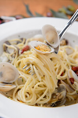 italian pasta oil spaghetti food