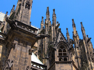 Katedra świętego Wita, Praga, Czechy, słoneczny dzień - obrazy, fototapety, plakaty