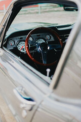 Descubra a beleza do lendário Ford Mustang Eleanor GT 500! Fotografias incríveis capturam sua...