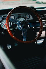 Descubra a beleza do lendário Ford Mustang Eleanor GT 500! Fotografias incríveis capturam sua...