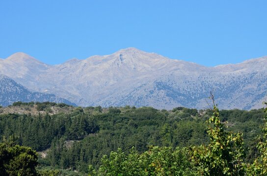 Vistas desde Vamos, pueblo tradicional en Creta, Grecia