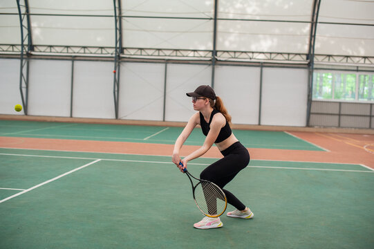Returning the ball serve
