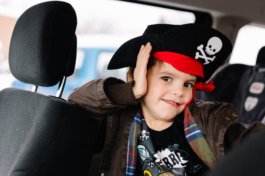 Boy wears pirate hat