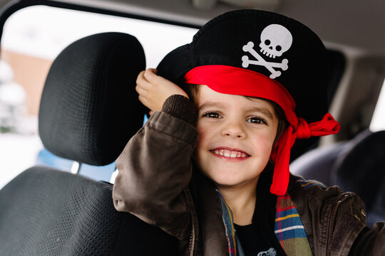 Boy wears pirate hat