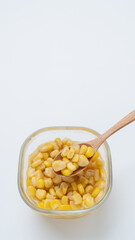 スイートコーン・コーン缶の中身