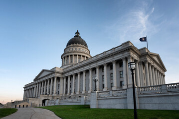 Naklejka premium Utah state capitol building in Salt Lake City, Utah