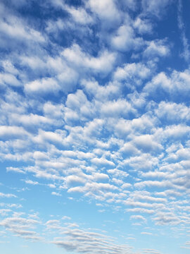 Sky clouds May 5 midwest blue sky stratocumulus wind currents