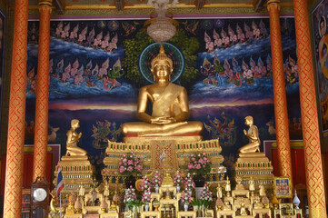 The president Buddha in the Buddhism church name is Phra Phuttha Sihing at Wat Don Khanakra for people travel to pay homage to the holy things. Located at Nakhon Pathom Province in Middle of Thailand.