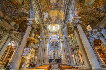 Fototapeta na wymiar GENOA, ITALY, APRIL 28, 2023 - Inner of the church of San Siro in the historical center of Genoa, Italy