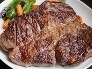 ビーフステーキ