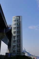 Naklejka premium 朝の東京湾ゲートブリッジ