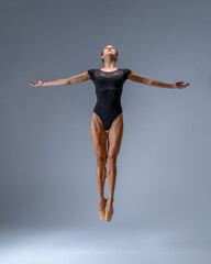 Ballerina Caroline - obrazy, fototapety, plakaty