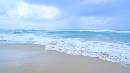 Fototapeta na wymiar Waves on the beach.