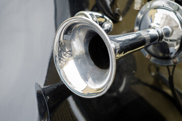 Car horn
