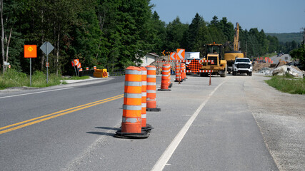 Obraz premium Closed road sign in a construction site