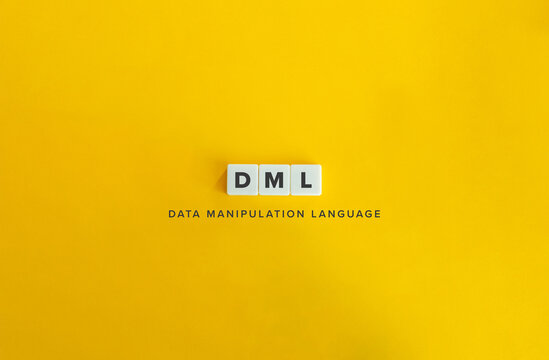 Data Manipulation Language (DML) Concept Image.