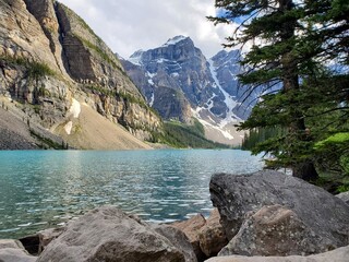 lake louise banff national park