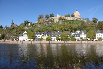 Saar und Burg Saarburg