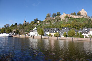 Saar und Burg Saarburg