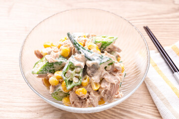 オクラのツナマヨ和え