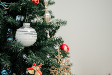 christmas tree decorations