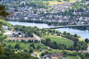 Fototapeta na wymiar Mosel Valley near Löf