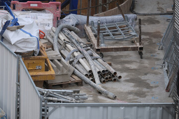 It gathers a wide variety of construction equipment, facilities, devices, vehicles, outfits, concrete walls, materials, colors and more.