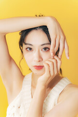 Naklejka premium 女性の美容イメージ スキンケア コスメ