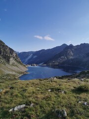 Entre lac et montagne