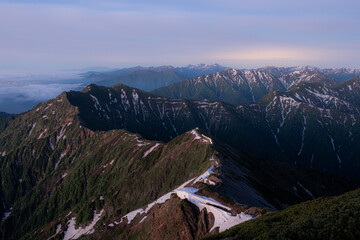 夏の山