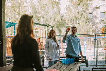 Fototapeta premium Playing beer pong