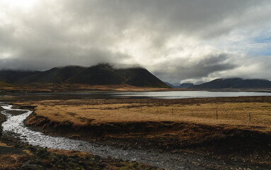 Anywhere river with mountains in Iceland