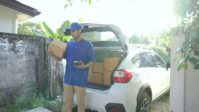 The express delivery staff delivers the package to the front of the orderer's house.