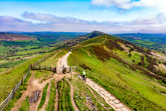 Mam Tor walk near Casleton, England, UK