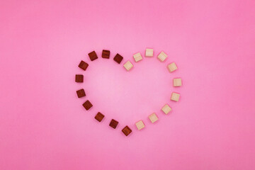 真ん中半分から色が違うウッドキューブのピンクのフレーム