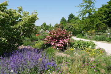 Großes Blumenbeet im Park der Gärten in Bad Zwischenahn