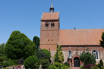 Fototapeta na wymiar Johanniskirche in Bad Zwischenahn