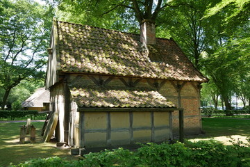 Fototapeta na wymiar Bauernhaus Freilichtmuseum in Bad Zwischenahn