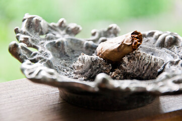 vintage cigar accessory. The cigar ashtray. Elegant antique ashtray designed for cigars. vintage cigar ashtray for the discerning connoisseur. Premium ashtray crafted specifically for cigars