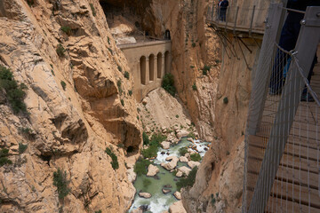 vecchie costruzioni in un canyon