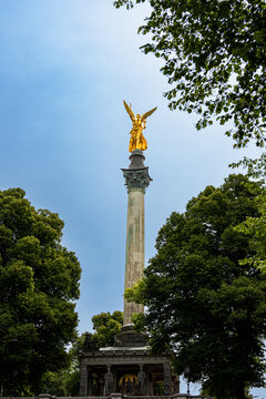 Maxmonument