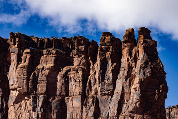  Utah Cliffs