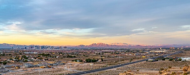 Dusk Magic: Las Vegas Valley Panorama Illuminated in Mesmerizing 4K Resolution © Only 4K Ultra HD