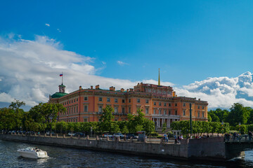 Fototapeta premium Mikhailovsky Castle Castle. Former imperial palace in the center of St. Petersburg