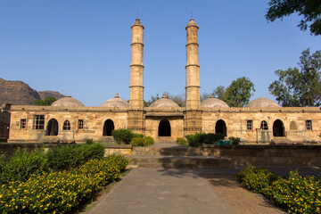 Fototapeta na wymiar Shahar Ki Masjid Of Champaner 