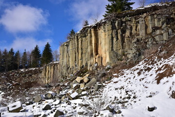 Fototapeta na wymiar Ryžovna nature reserve in winter. This is a basalt quarry in the Ore Mountains.