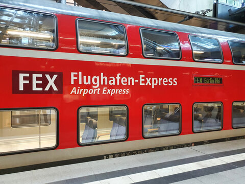 Berlin Brandenburg BER Willy Brandt Flughafen - Regional Zug Flughafen Express - Fex